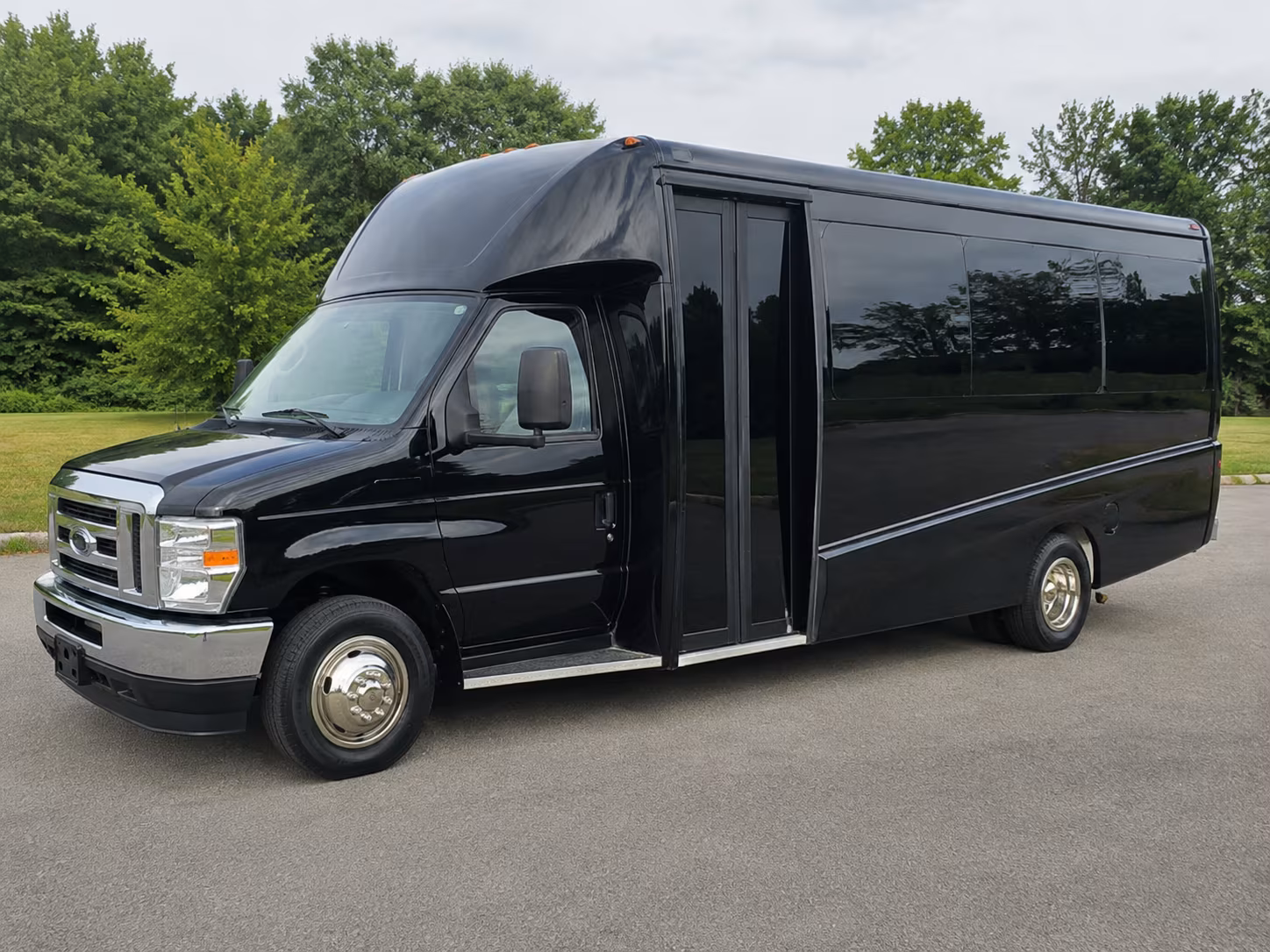 after prom bus rentals serving alpharetta georgia