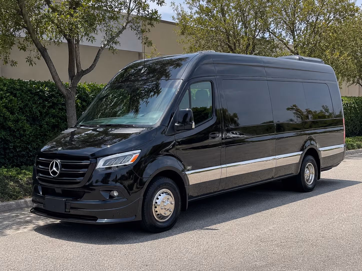 alpharetta bus rentals
