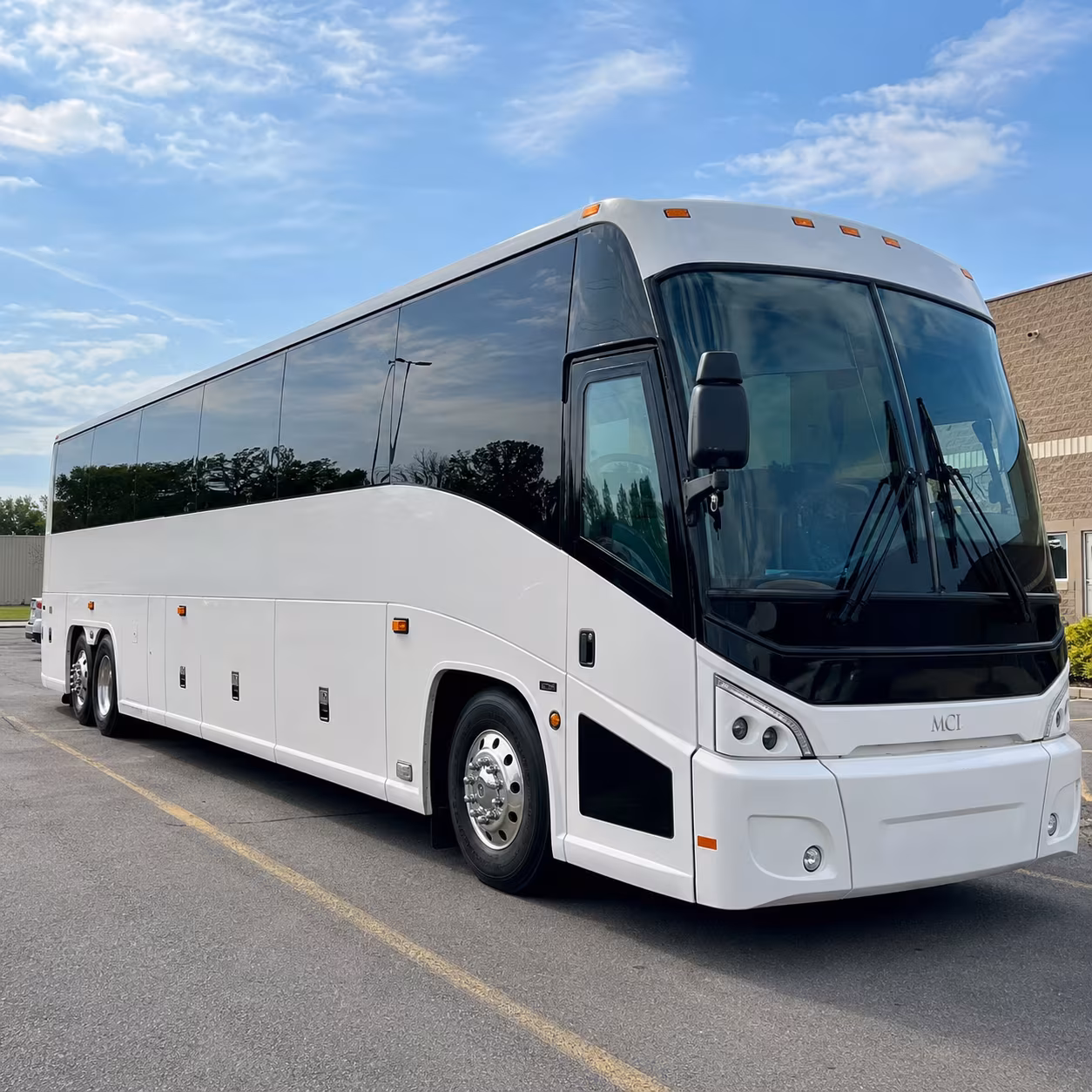 alpharetta charter bus rentals for technology campus commutes