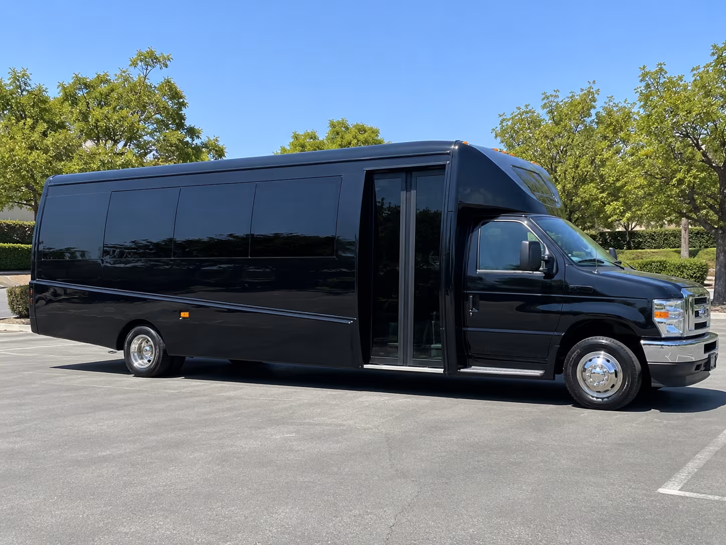 alpharetta sporting event transportation onboard seating