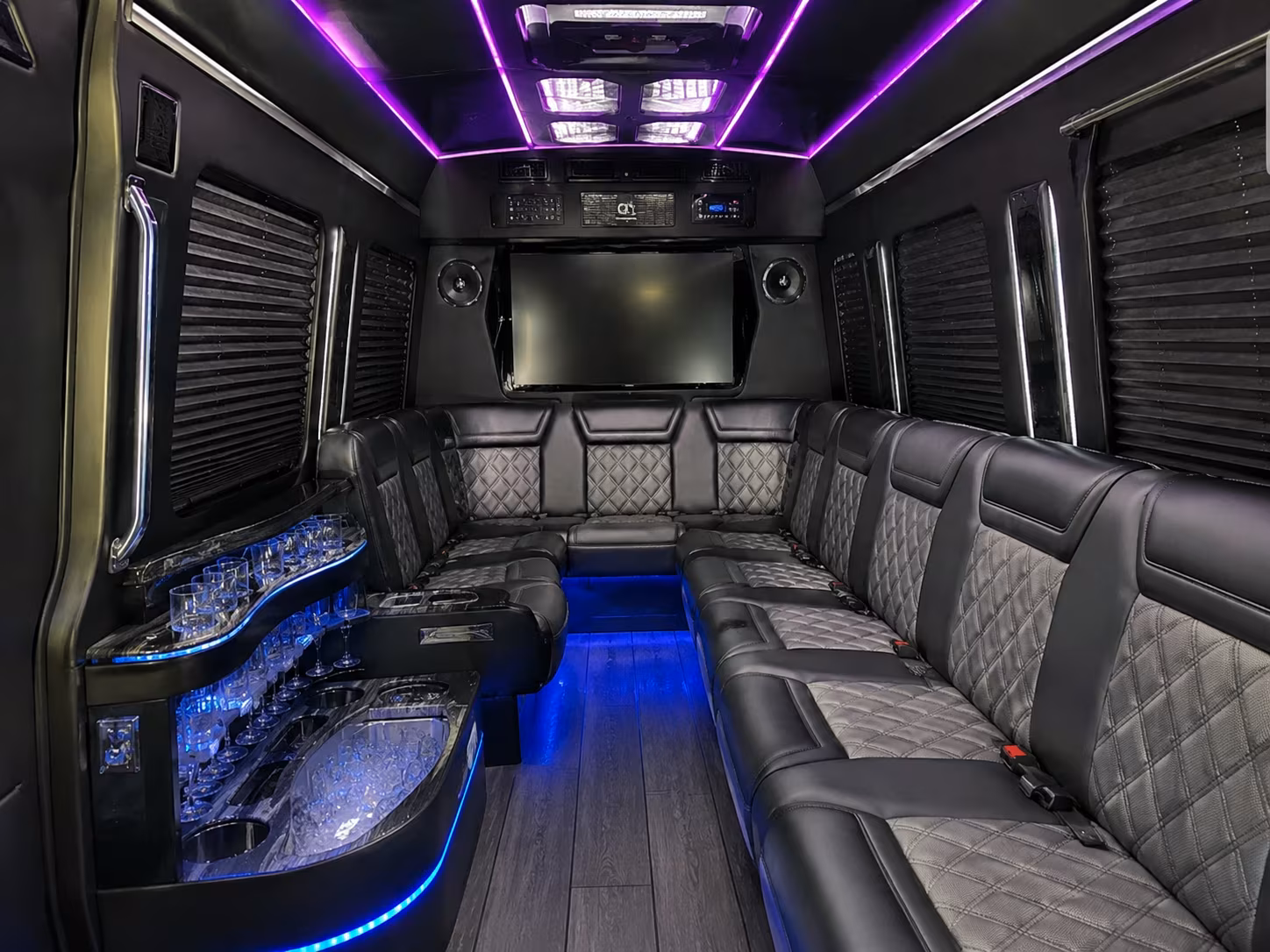 convention and trade show shuttle buses to the georgia world congress center