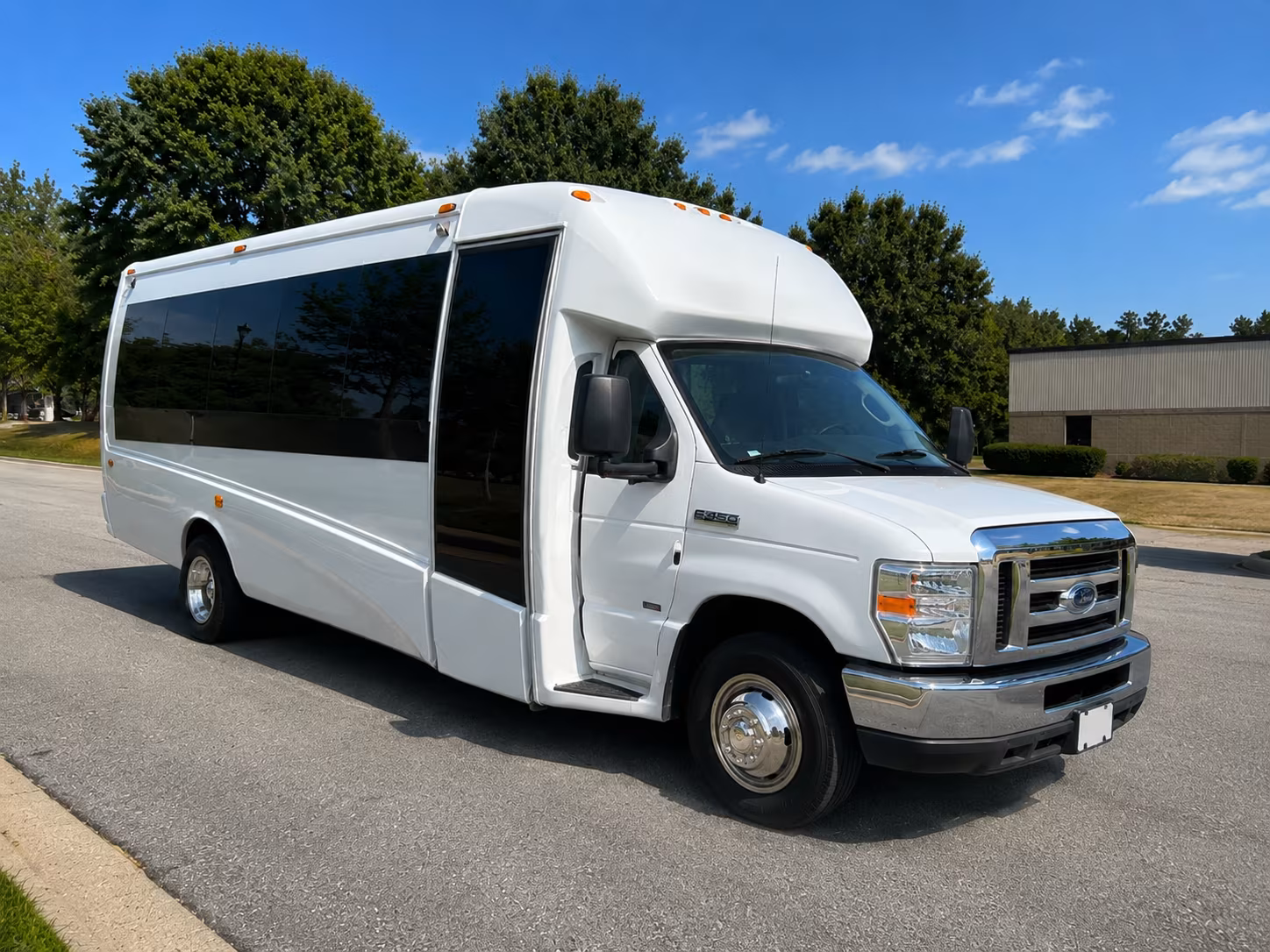 employee shuttle buses for alpharetta s tech corridor companies